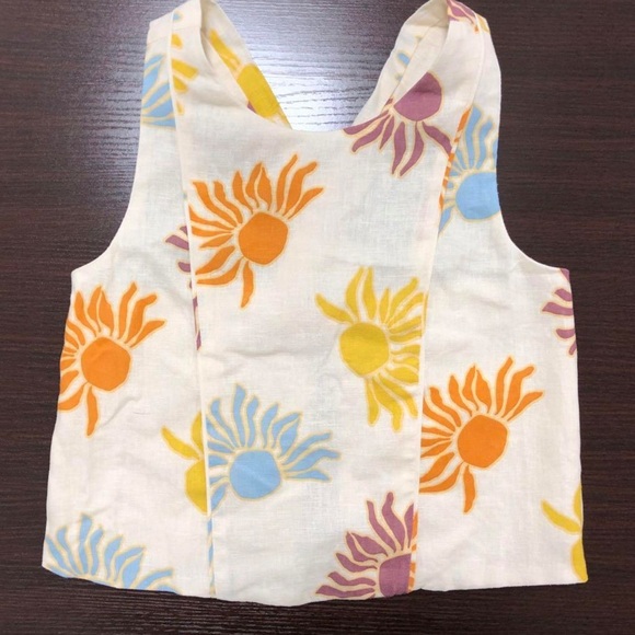 Zara Beige Floral girls top with Autumn Hues - Picture 2 of 5